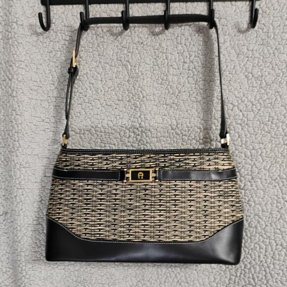 Etienne Aigner Handbag Jute Straw Woven with Black Accents - Picture 1 of 12